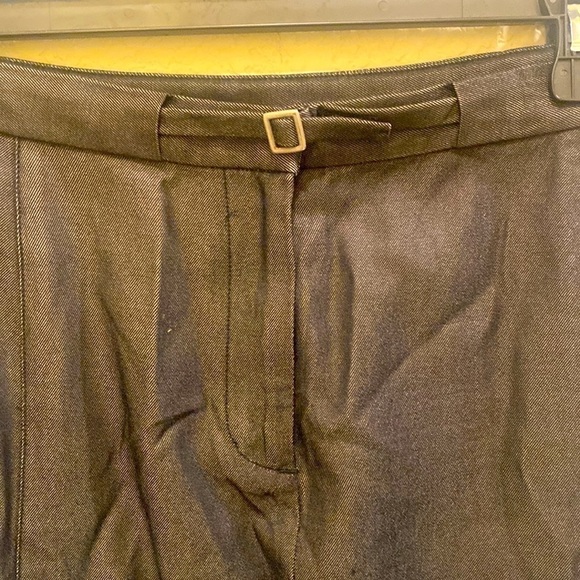 🌹Host Pick🌹▶️Ann Taylor◀️ Mini Skirt - Size 4p - Picture 4 of 9